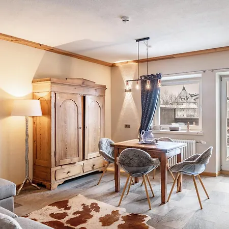 Haus Gabriel - Seefeld Chalet *